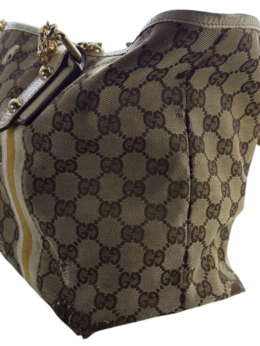 Gucci REHAB Brown
Monogram Tote with intact authentic charms - Picture 11 of 11